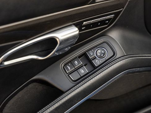 Certified 2017 Porsche 911 Turbo S AWD/4WD image 22