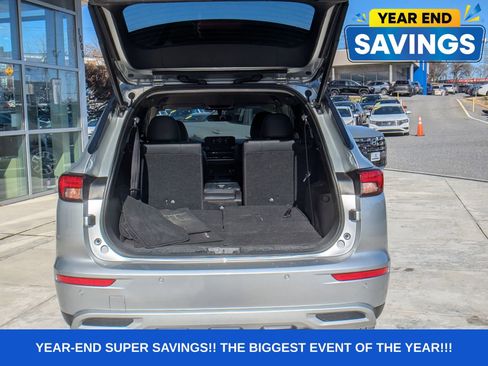 Used 2023 Mitsubishi Outlander SE image 9