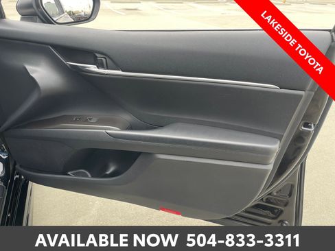 Certified 2022 Toyota Camry SE FWD image 19