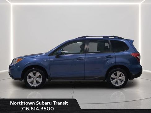 Used 2016 Subaru Forester 2.5i Limited AWD/4WD image 2