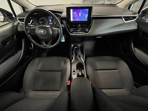 Used 2023 Toyota Corolla LE FWD image 17