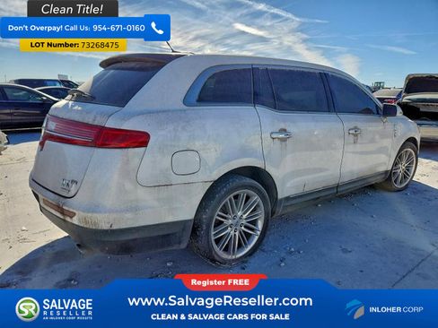 Used 2013 Lincoln MKT 4dr Sport image 4