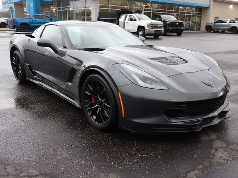 Used 2017 Chevrolet Corvette Z06 image 2