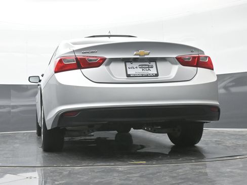 Used 2018 Chevrolet Malibu LT FWD image 41