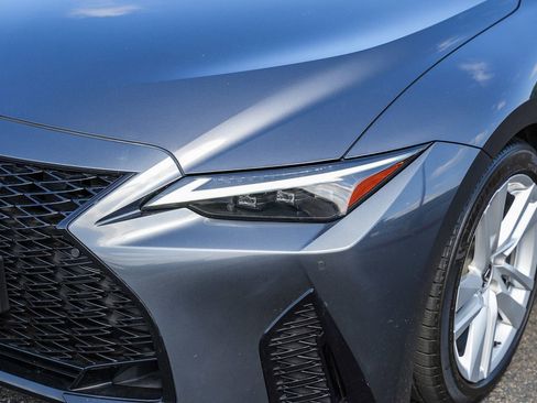 Used 2023 Lexus IS 350 F Sport RWD image 8