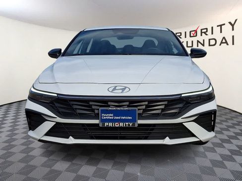Certified 2025 Hyundai Elantra Sport FWD image 2