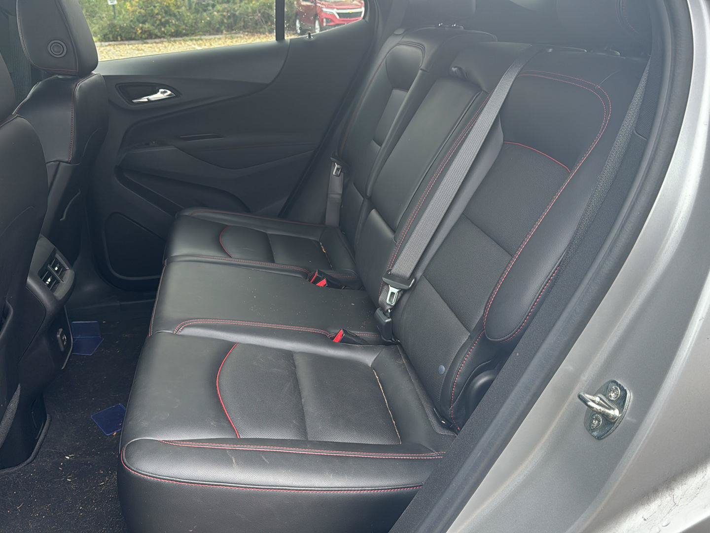 Used 2022 Chevrolet Equinox RS w/ RS Leather Package FWD image 10