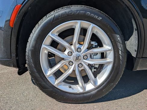 Used 2023 Dodge Durango GT AWD/4WD image 12