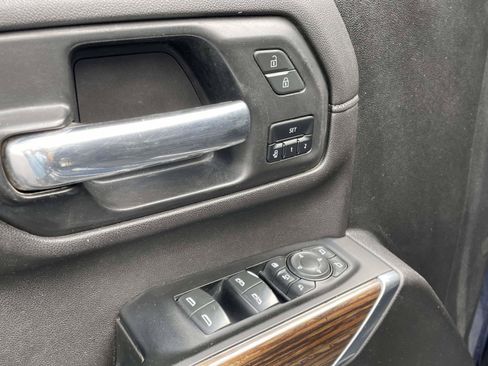 Used 2022 Chevrolet Silverado 3500 High Country AWD/4WD image 18