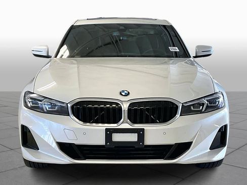 Used 2023 BMW 330i Sedan w/ Premium Package image 4