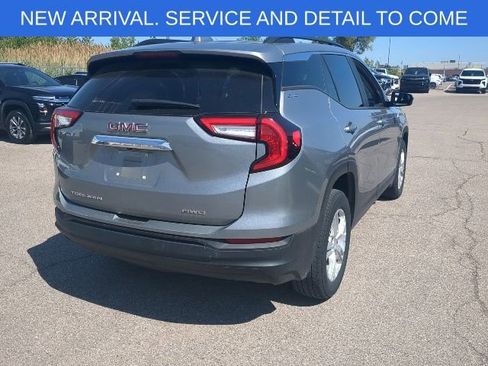 Used 2023 GMC Terrain SLE w/ Driver Convenience Package AWD/4WD image 6