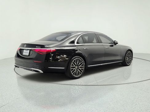 Certified 2023 Mercedes-Benz S 580 4MATIC Sedan image 5