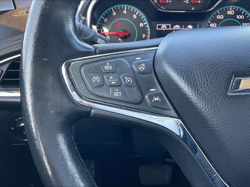 Used 2017 Chevrolet Cruze Premier w/ RS Package image 18