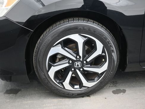 Used 2016 Honda Accord EX-L image 11