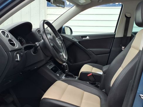 Used 2017 Volkswagen Tiguan Wolfsburg Edition AWD/4WD image 8