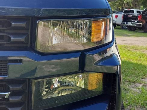 Used 2022 Chevrolet Silverado 1500 Custom w/ LPO, Dark Essentials Package RWD image 2