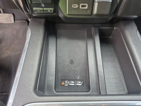 Used 2019 GMC Sierra 1500 SLT AWD/4WD image 34