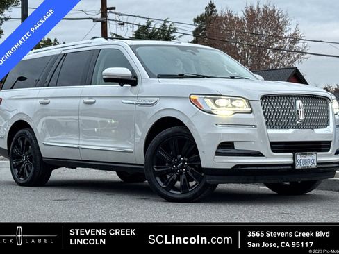 Used 2022 Lincoln Navigator L Reserve image 1
