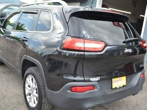 Used 2014 Jeep Cherokee Latitude FWD image 8