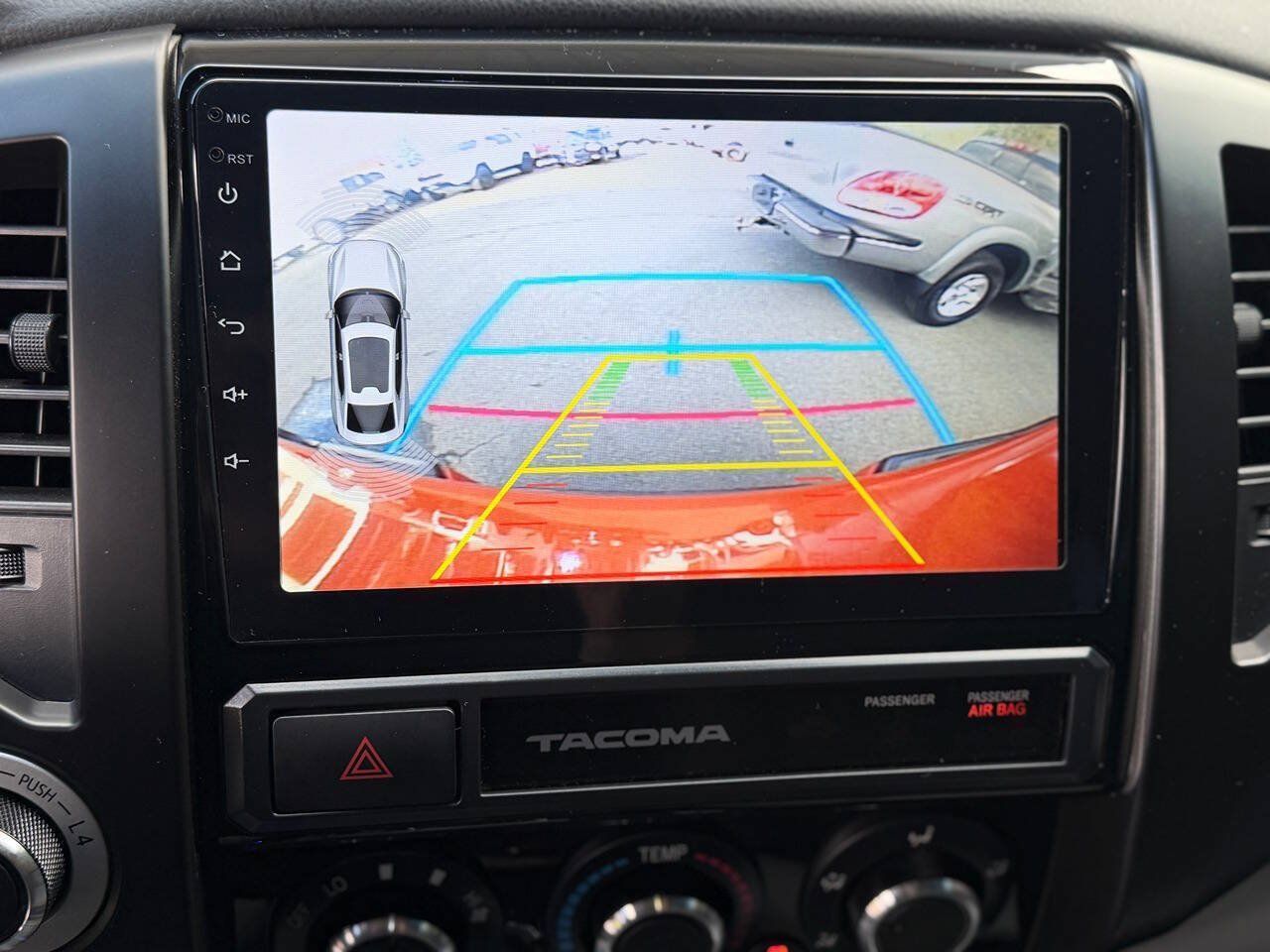 Used 2015 Toyota Tacoma TRD Pro w/ Off Road Towing Package AWD/4WD image 22
