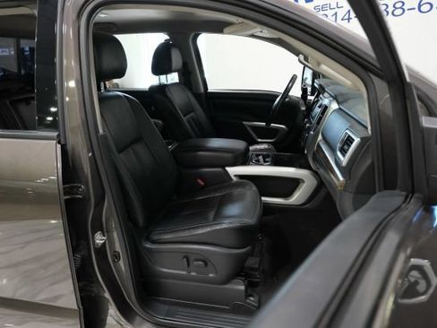 Used 2016 Nissan Titan SL AWD/4WD image 31