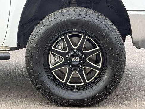 Used 2020 Toyota Tundra SR5 RWD image 9