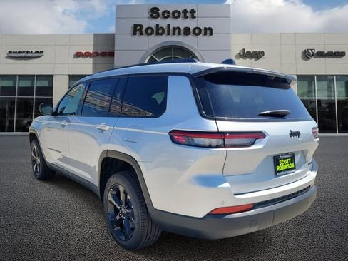 New 2025 Jeep Grand Cherokee L Limited w/ Luxury Tech Group II image 3