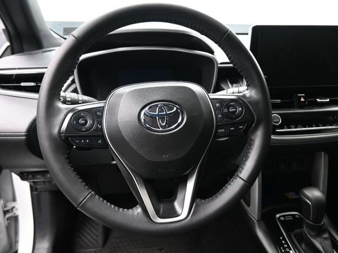 Used 2023 Toyota Corolla Cross XSE w/ Convenience Package image 14