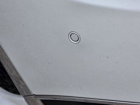 Used 2019 Chrysler Pacifica Limited w/ Advanced Safetytec Group image 39