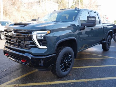 New 2026 Chevrolet Silverado 2500 LT w/ Trail Boss Package image 4