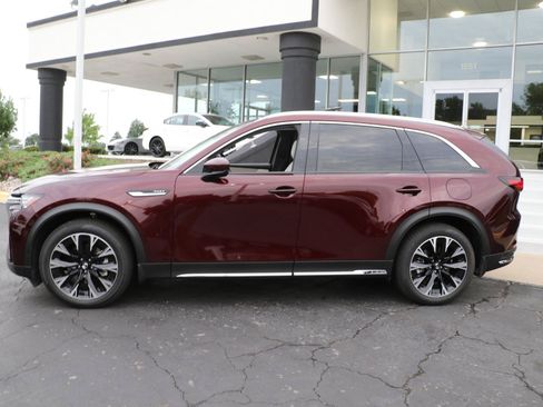 Certified 2026 MAZDA CX-90 Plug-In Hybrid w/ Premium Plus AWD/4WD image 2