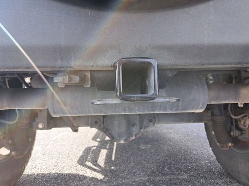 Used 2017 Jeep Wrangler Unlimited Rubicon w/ Connectivity Group image 24