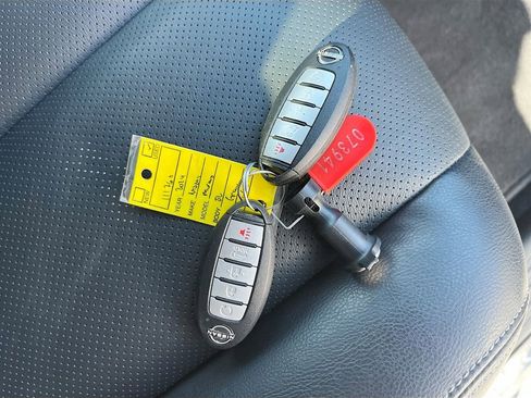 Used 2024 Nissan Murano SL image 35