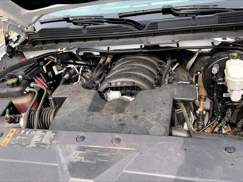 Used 2018 Chevrolet Silverado 1500 LT w/ Texas Edition AWD/4WD image 32