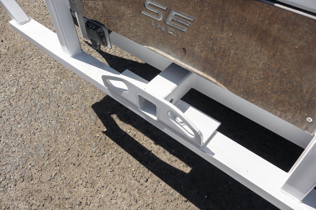 Used 2022 RAM 5500 Tradesman w/ Chrome Appearance Group RWD image 43