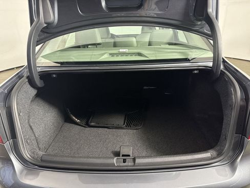 Used 2013 Volkswagen Passat 3.6 SE image 31