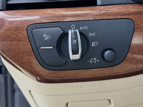 Used 2020 Audi A4 2.0T Premium w/ Convenience Package image 12