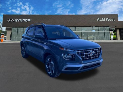 Certified 2026 Hyundai Venue SEL FWD image 3