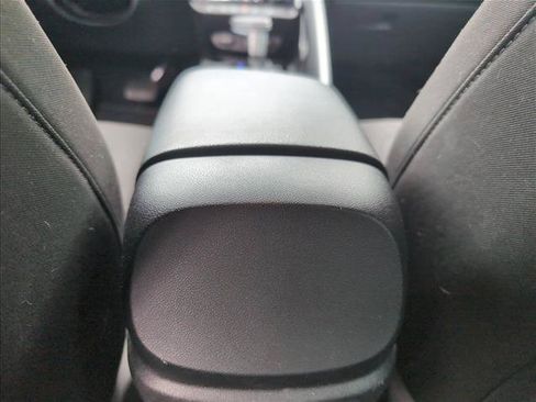 Used 2023 Hyundai Elantra SEL w/ Convenience Package FWD image 19