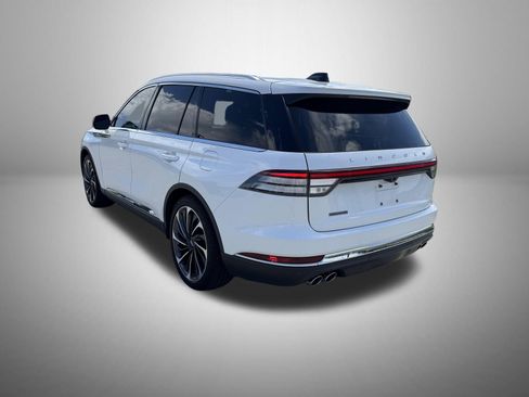 Used 2025 Lincoln Aviator Reserve w/ Equipment Group 201A AWD/4WD image 4