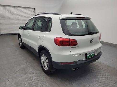 Used 2016 Volkswagen Tiguan S image 5