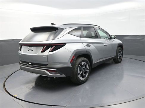 New 2026 Hyundai Tucson SEL image 8