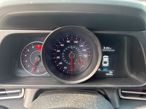 Used 2023 Hyundai Elantra SEL w/ Preferred Accessory Package image 15