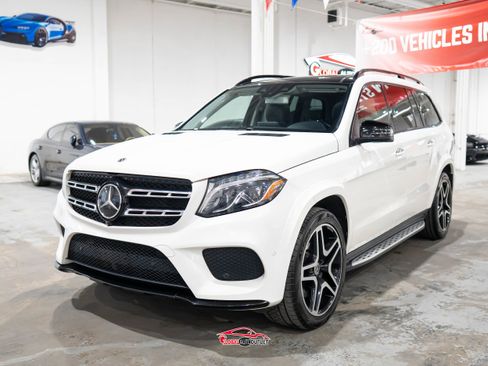 Used 2018 Mercedes-Benz GLS 550 550 4MATIC w/ Driver Assistance Package image 3