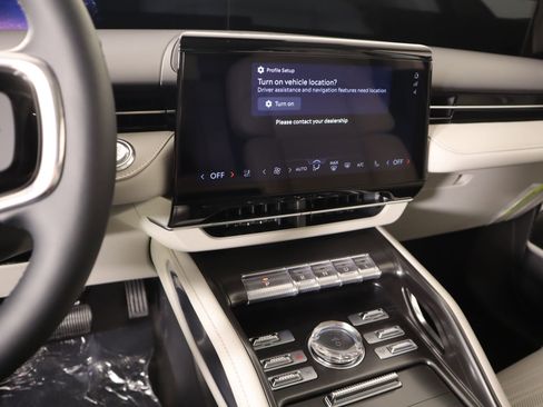 New 2026 Lincoln Nautilus Reserve AWD/4WD image 6
