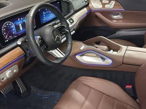Certified 2024 Mercedes-Benz GLS 580 4MATIC image 28