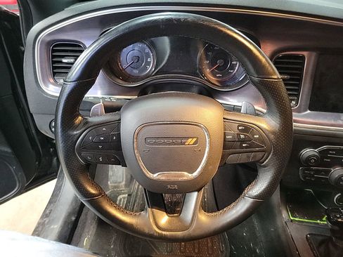 Used 2017 Dodge Charger SXT w/ AWD Plus Group image 9