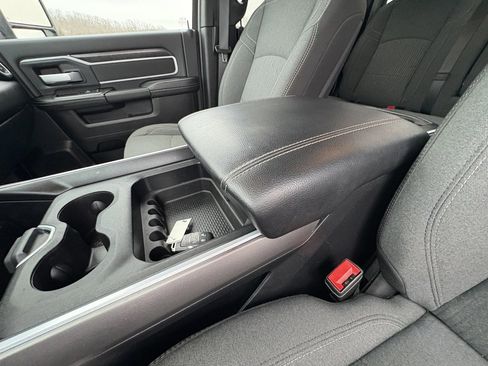 Used 2024 RAM 3500 Big Horn w/ Sport Appearance Package image 38