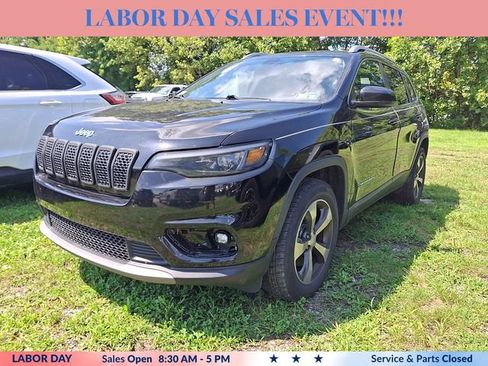 Used 2019 Jeep Cherokee Limited AWD/4WD image 3