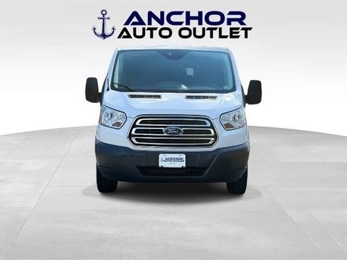 Used 2018 Ford Transit 350 XLT image 2